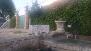 Maceteros de piedra antiguos