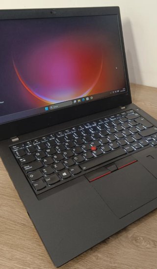 Portátil Lenovo Core i7 10th gen 16gb 512GB SSD LT