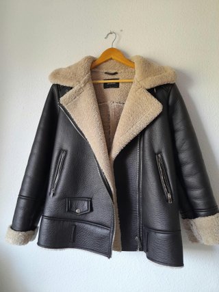 Cazadora Stradivarius