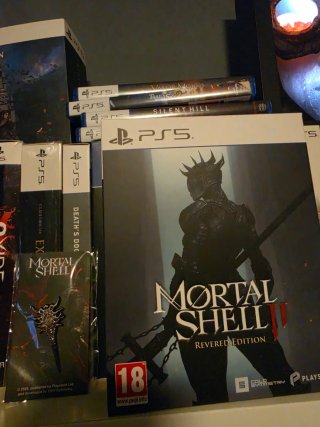 Mortal Shell Revered Edition PS5 + Pin