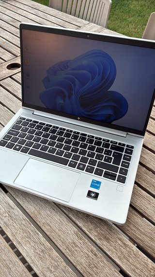 HP Elitebook 640 i3 16GB RAM