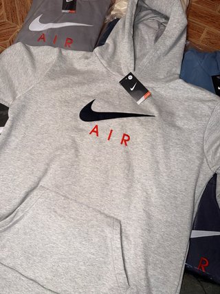 Sudaderas Nike Air Con Capucha.