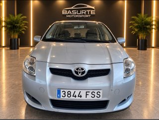 Toyota Auris automático