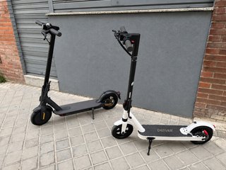 Lote 2 patinetes eléctricos Xiaomi Ninebot y Denve