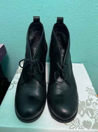 Botines de tacón negros