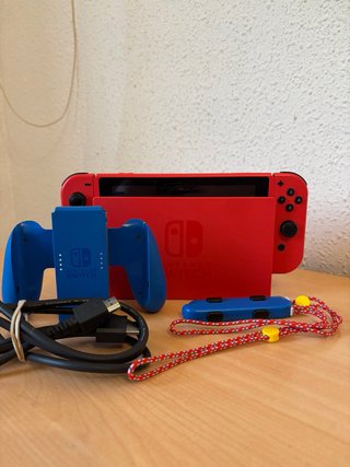 Nintendo Switch Rosso Edizione Mario + gioco