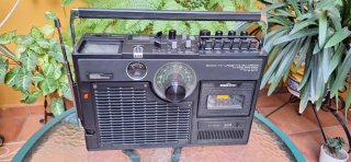 RADIO CASSETTE JVC
