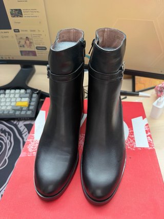 Botas negras talla 38