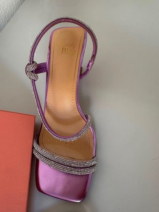 Zapatos de tacón Alma en Pena morados y plateados