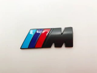 Emblema lateral BMW M negro