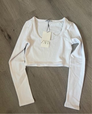 Camiseta Zara manga larga básica blanca