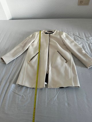 Chaqueta Zara Blanca