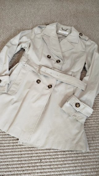 Gabardina Zara talla XL Como nueva