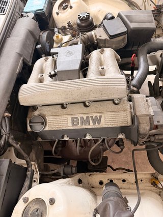 Bmw e30 coupé 316i