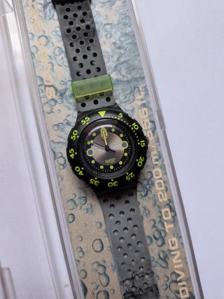 Swatch Scuba 200 Black wave - SDB102