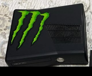 Consola Xbox 360 Slim + 7 juegos