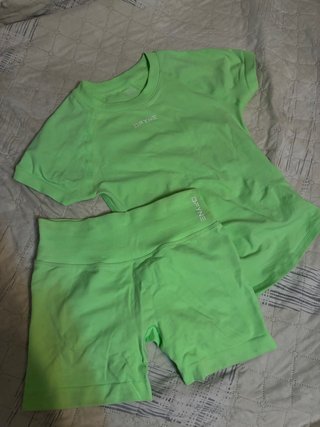 Conjunto deportivo OFYNE verde