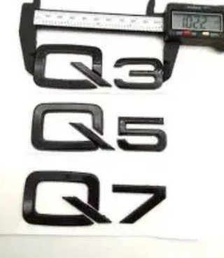 Audi Q5 logo emblema negro