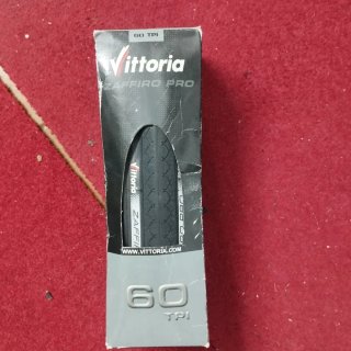 Cubierta Vittoria Zaffiro Pro 700x20