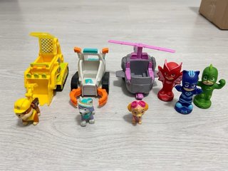 Lote de Juguetes Patrulla Canina y PJ Masks