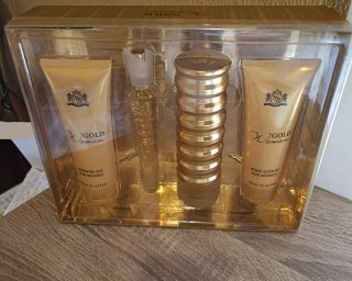 Estuche Perfume Gold Woman