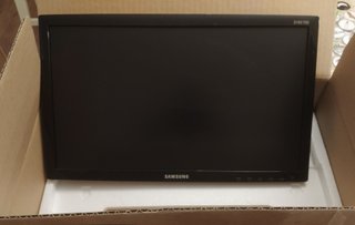 Monitor LED Samsung 18,5 S19C150F VGA