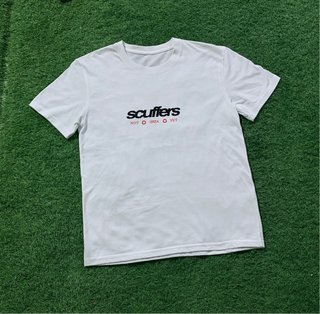 Camiseta Scuffers Blanca y Roja