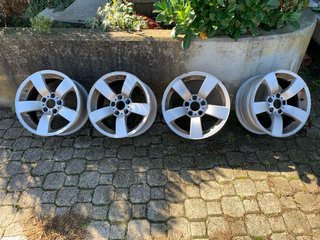 Cerchi in lega Stella 122, 17" 8.5J.