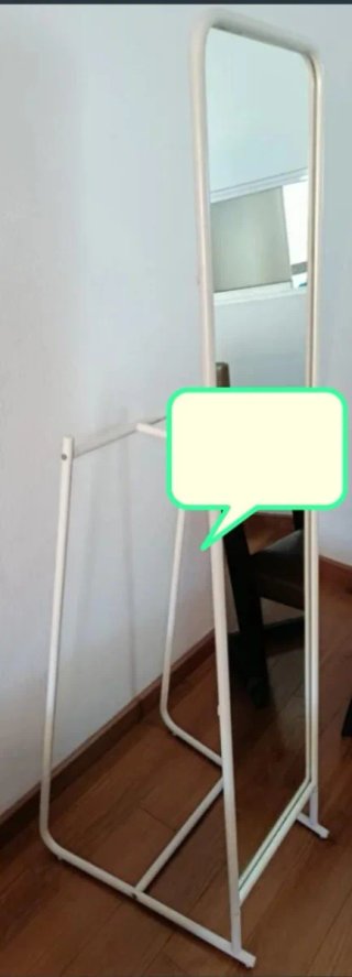 Espejo de Pie con Estructura Metálica