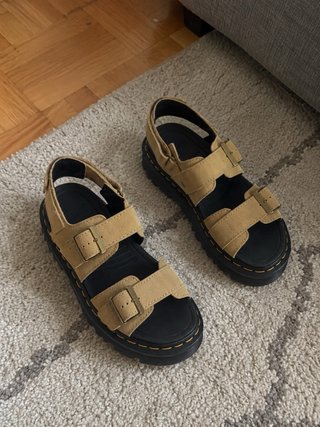 Sandalias Dr. Martens Beige/Negro