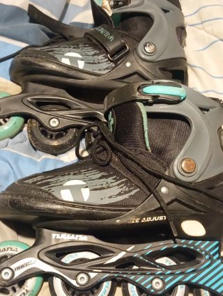 Patines en línea ajustables 10euros cada par