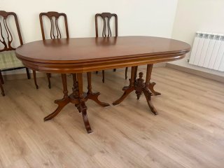 Mesa de comedor vintage de madera
