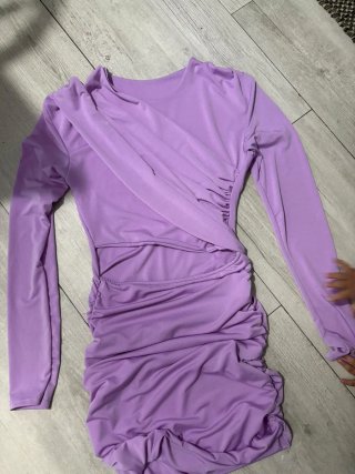Vestido Morado con Fruncidos