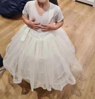 Can can niña blanco