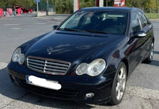 Mercedes-Benz Clase C 2005