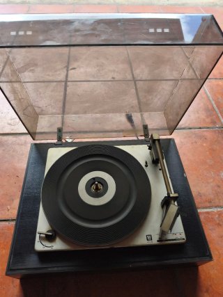 Giradischi vintage PE 2510
