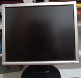 Monitor Fujitsu Siemens Argento/Nero