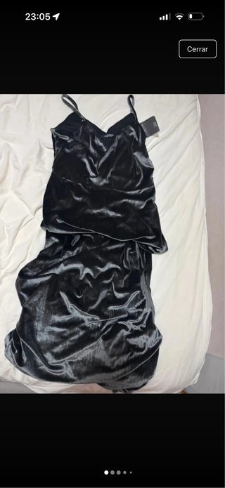 Vestido de terciopelo negro