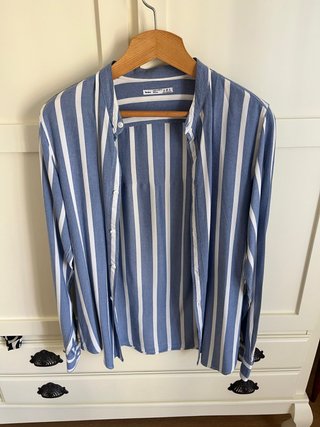 Camisa Bershka Rayas Azul Talla M