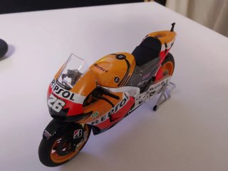 Maqueta Moto Honda Dani Pedrosa 2012 1:12