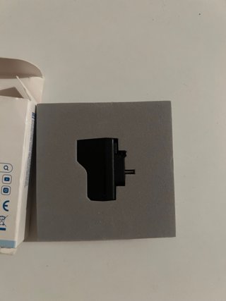 Adaptador de audio negro
