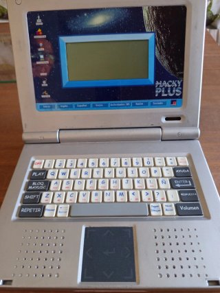 Computer Educativo Vintage Macky Plus