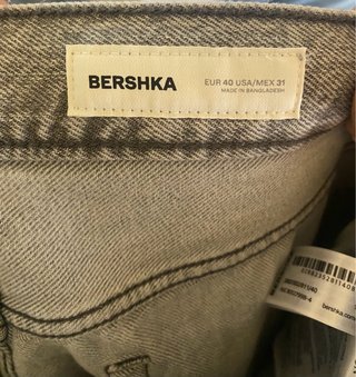 Vaqueros Bershka Talla 40/31