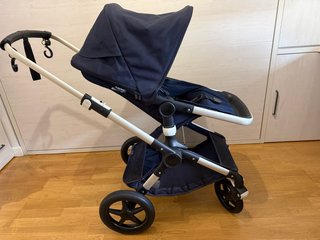 Passeggino Bugaboo Fox blu navy