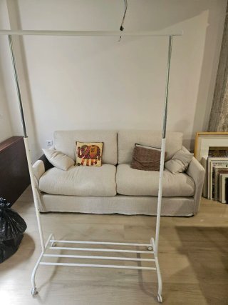 Perchero Ropa Ikea con Ruedas