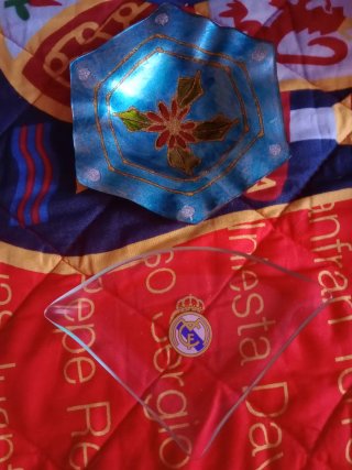 Cenicero de cristal con escudo Real Madrid