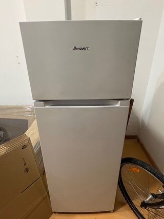 Nevera Benavent Blanca con Congelador