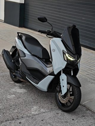 Yamaha Nmax 125 Tech Scooter