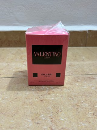 Valentino Donna Born in Roma Intense 100ml