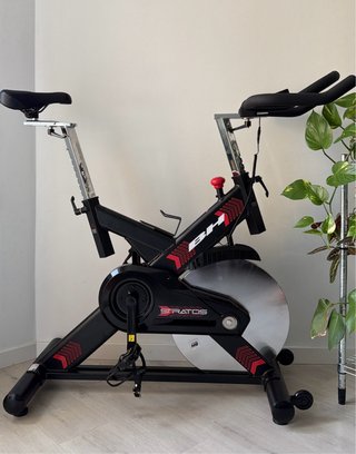 Bicicleta Indoor BH Stratos H9178B